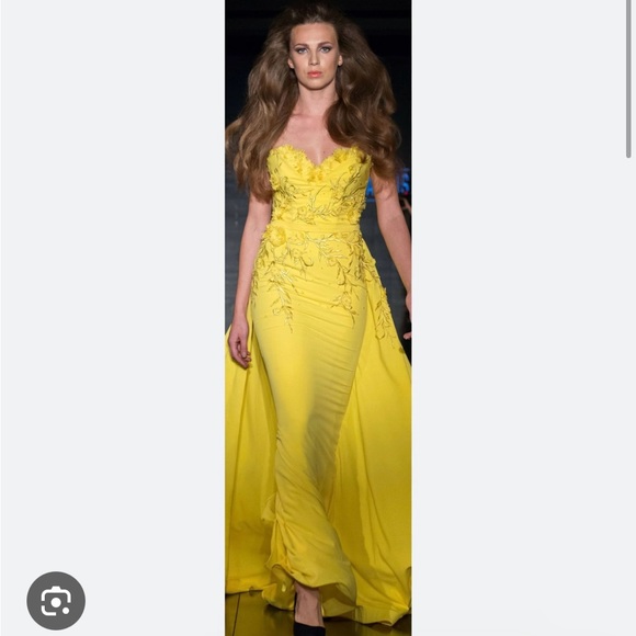 Elegant Yellow Evening Gown - Picture 1 of 2